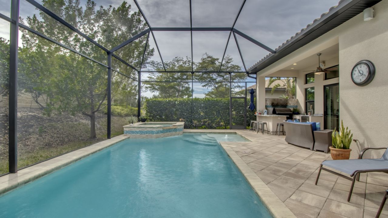 9876 Alahambra, Bonita Springs, FL, 34135 Scene 2