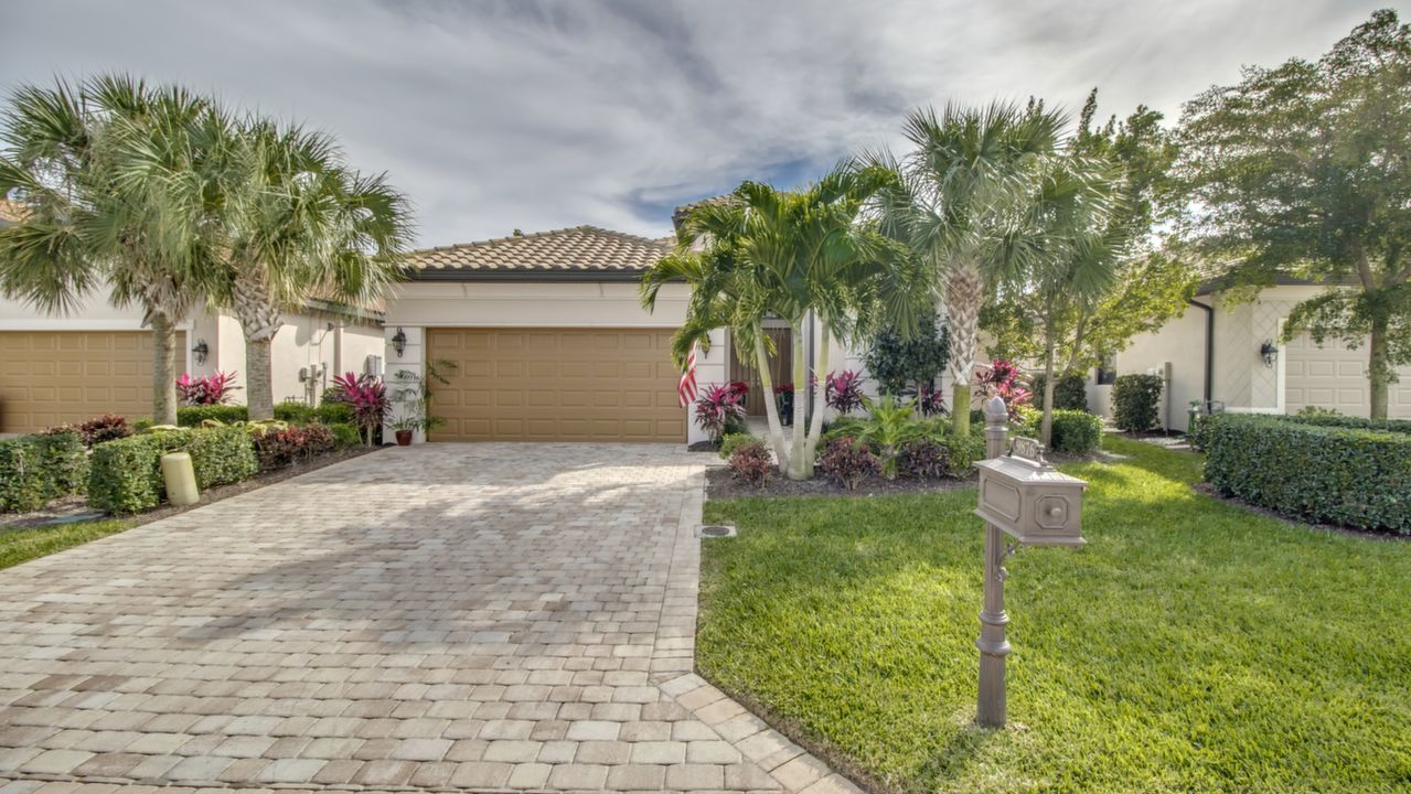 9876 Alahambra, Bonita Springs, FL, 34135 Scene 4