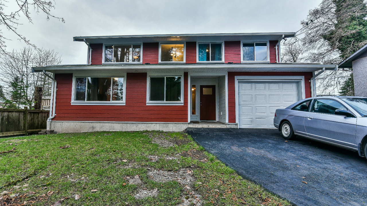 10201 Michel Pl, Surrey, BC, V3T 3R1 Scene 1