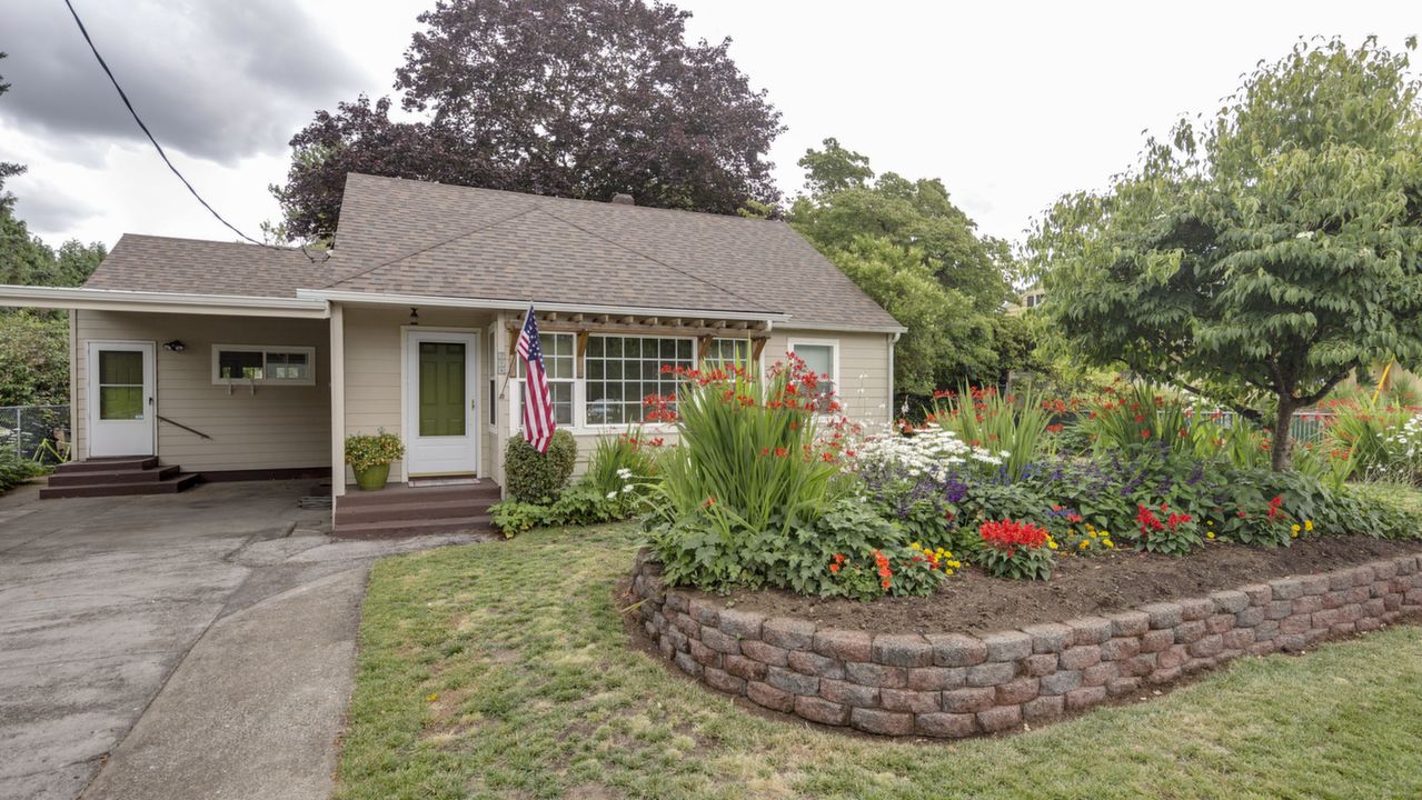 794 N Holly St, Canby, OR, 97013 Scene 3