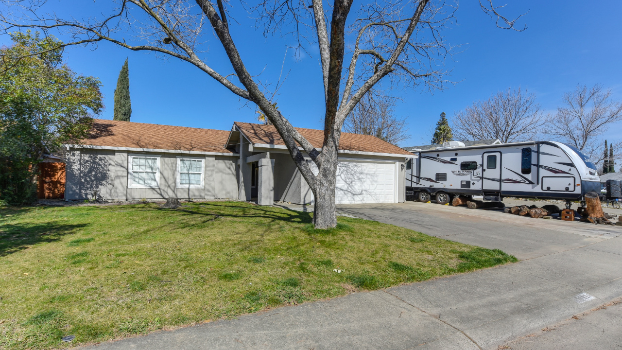 3782 Station Street, Sacramento, CA, 95827 Scene 1