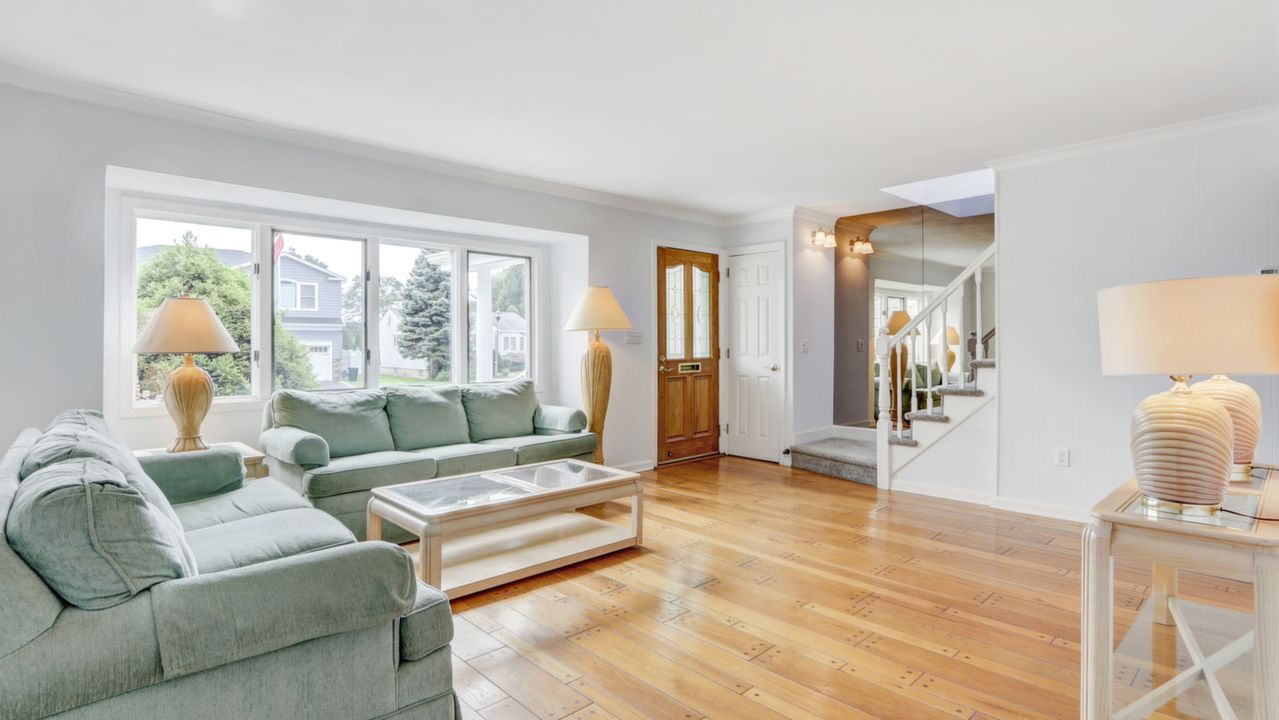 2759 S Shelley Rd, North Bellmore, NY, 11710 Scene 4