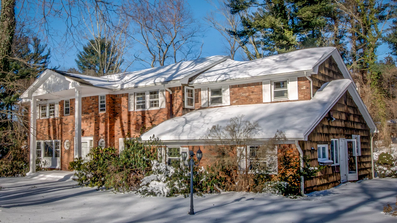 3 Pheasant Hill Lane, Old Brookville, NY, 11545 Scene 2