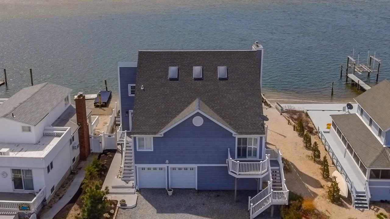 Front of House Aerial