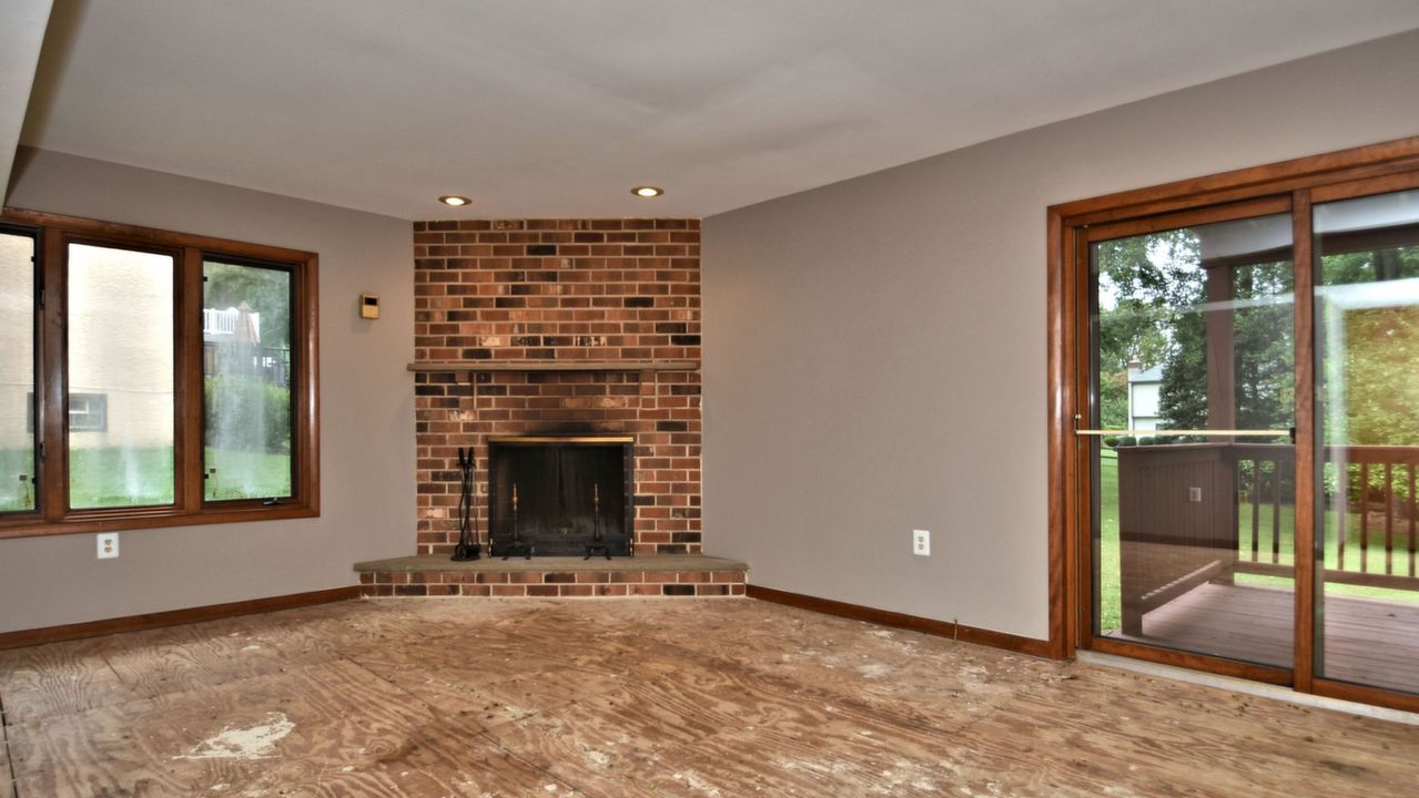 948 Clyde Ln, Philadelphia, PA, 19128 Scene 3