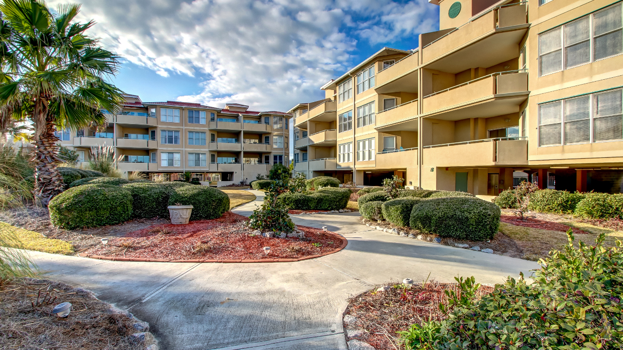 Priceless Perfection, Tybee Island, GA, 31328 Scene 1