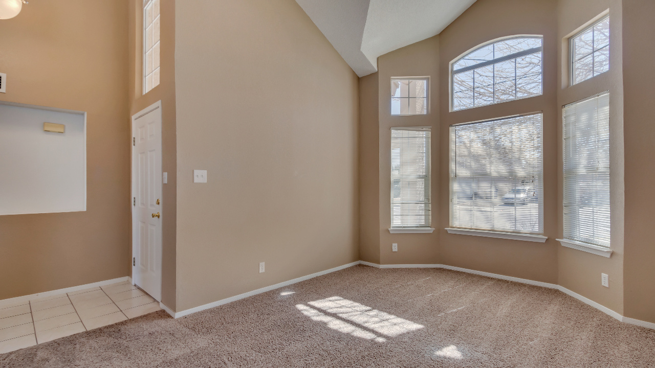 5345 Roger Maris, El Paso, TX, 79934 Scene 4