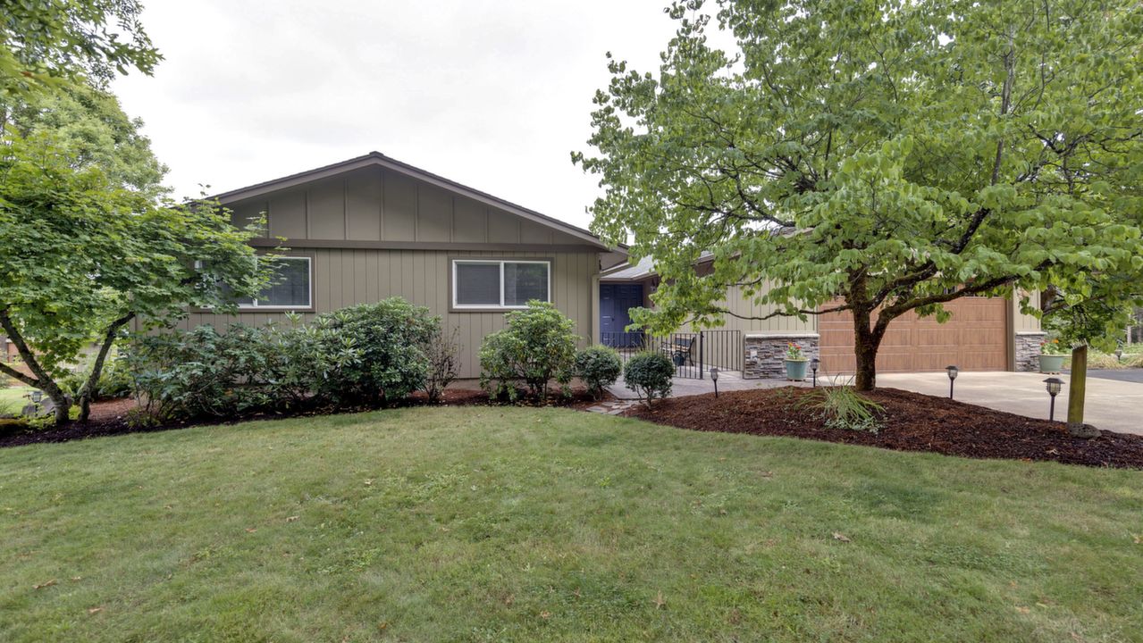 24498 S Central Point Rd, Canby, OR, 97013 Scene 3