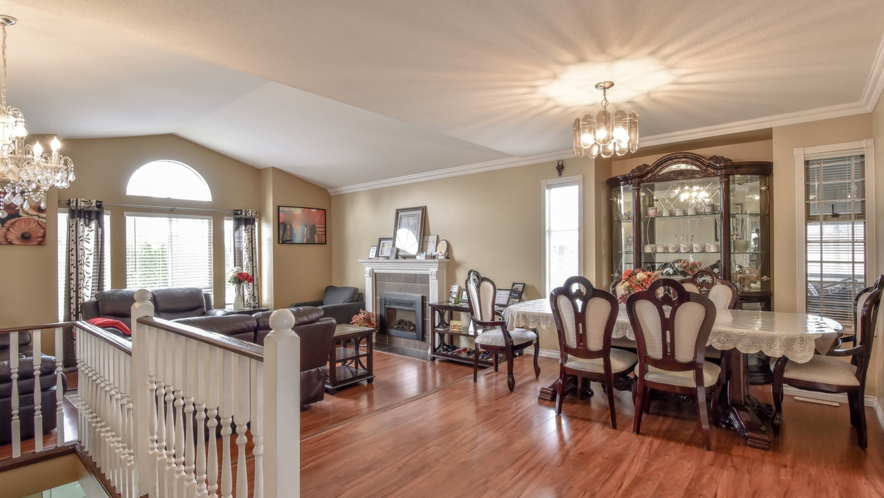 15890 95A Ave., Surrey, BC, V4N 2L4 Scene 2