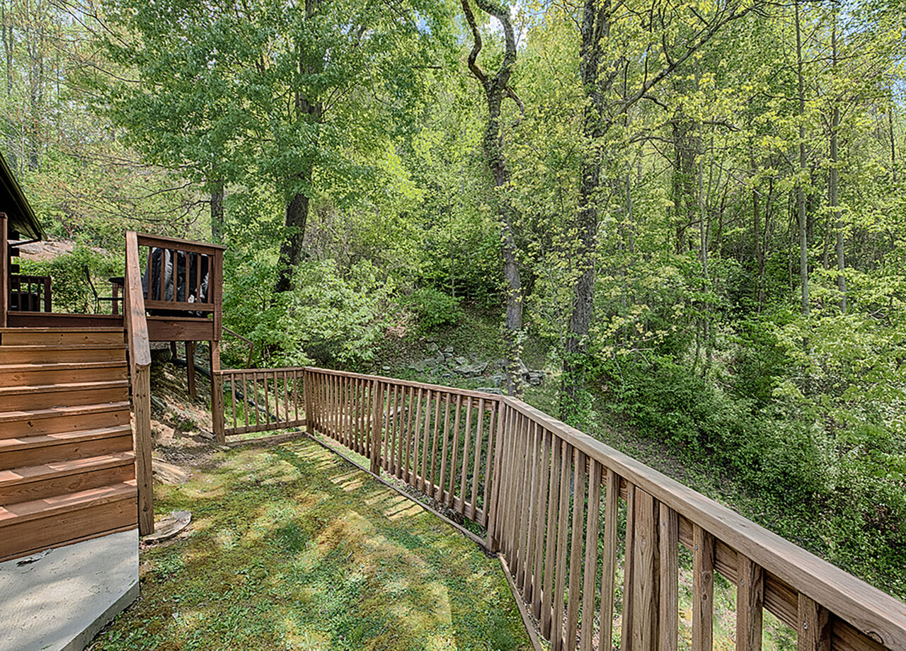 A Smoky Mountain Sunset, Maggie Valley, NC, 28751 Scene 4