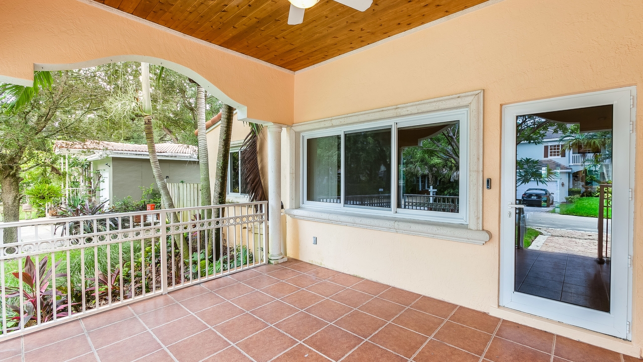 1312-SW-18th-Ct-03