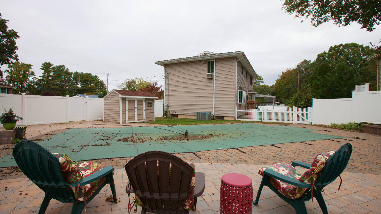 7 Durham Place, Lake Grove, NY, 11755 Scene 4