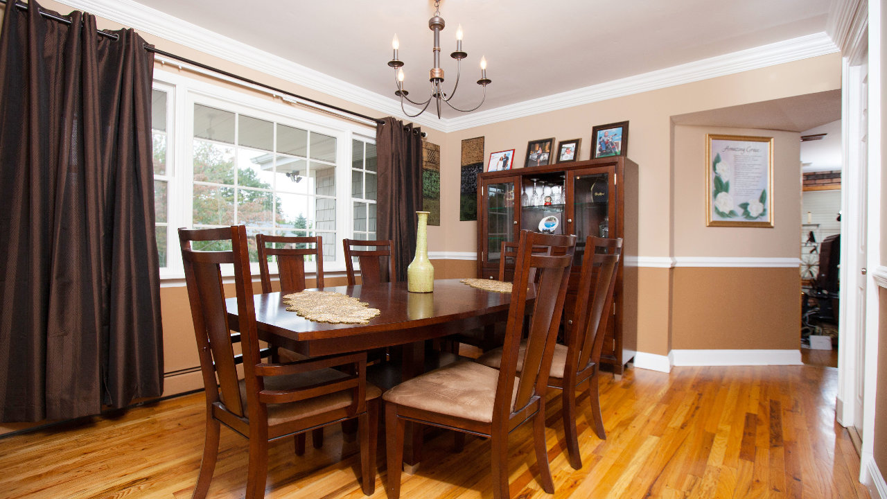 7 Durham Place, Lake Grove, NY, 11755 Scene 1