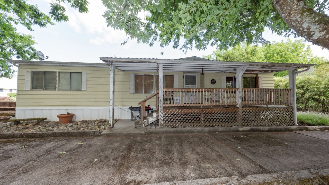 510 SE Littlepage Rd, Corbett, OR, 97019 Scene 1