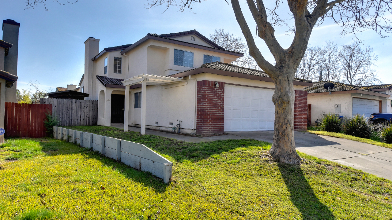 5001 Yvonne Way, Sacramento, CA, 95823 Scene 3