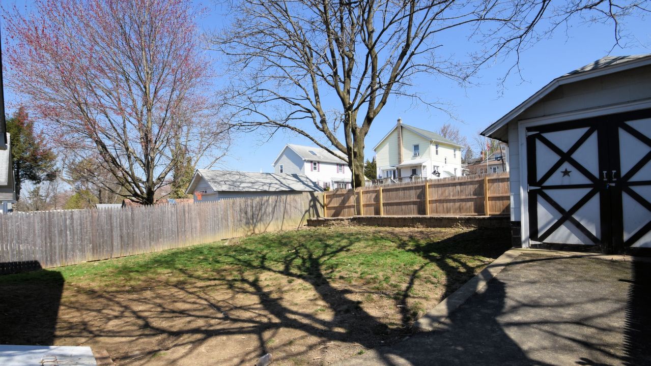 215 Inman Ter, Willow Grove, PA, 19090 Scene 4