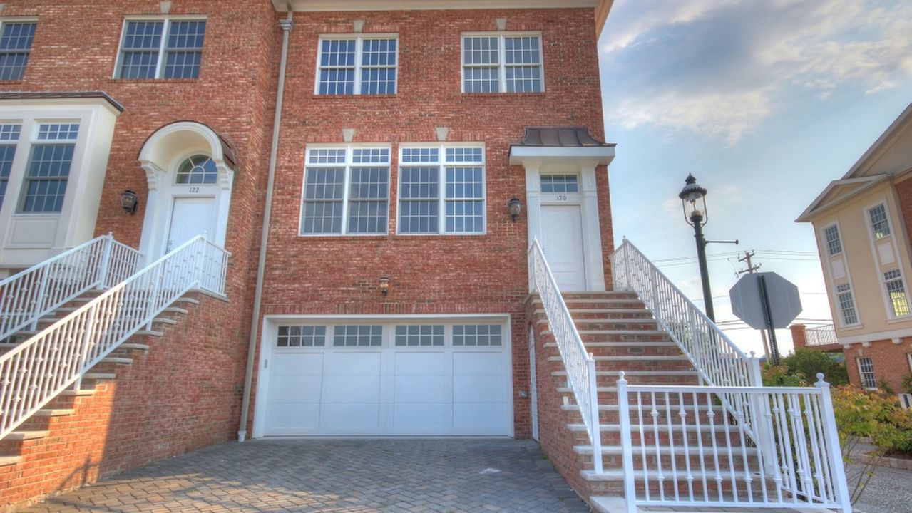 Paris Square 3 Story Townhouses
