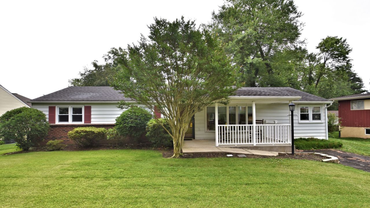 123 Holly Dr, Hatboro, PA, 19040 Scene 1