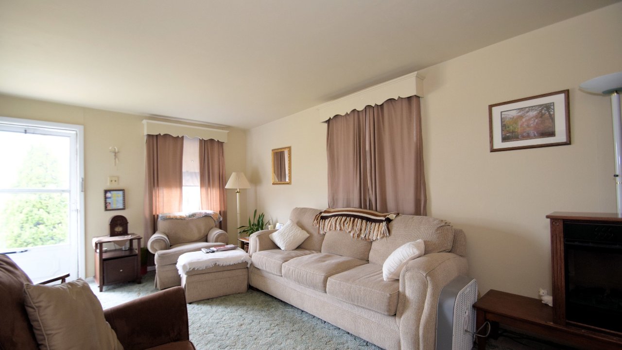 104 Lynn Rd, Ridley Park, PA, 19078 Scene 2