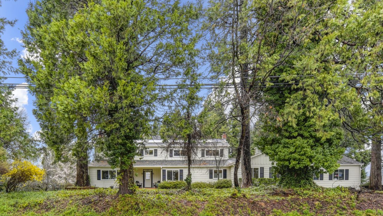 3805 Carson Rd., Camino, CA, 95709 Scene 1