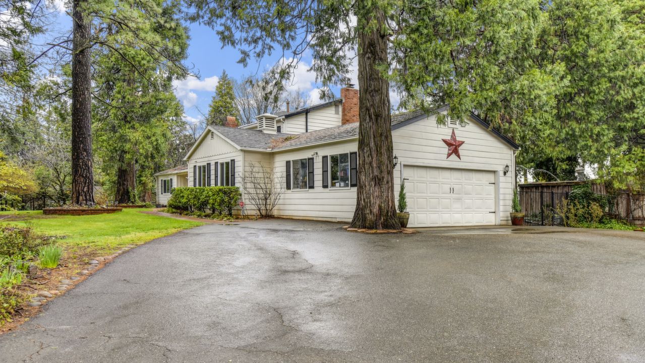 3805 Carson Rd., Camino, CA, 95709 Scene 4