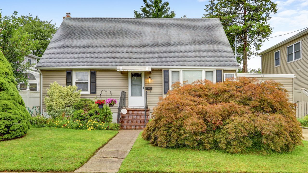 291 Atlantic Ave, Massapequa Park, NY, 11762 Scene 1