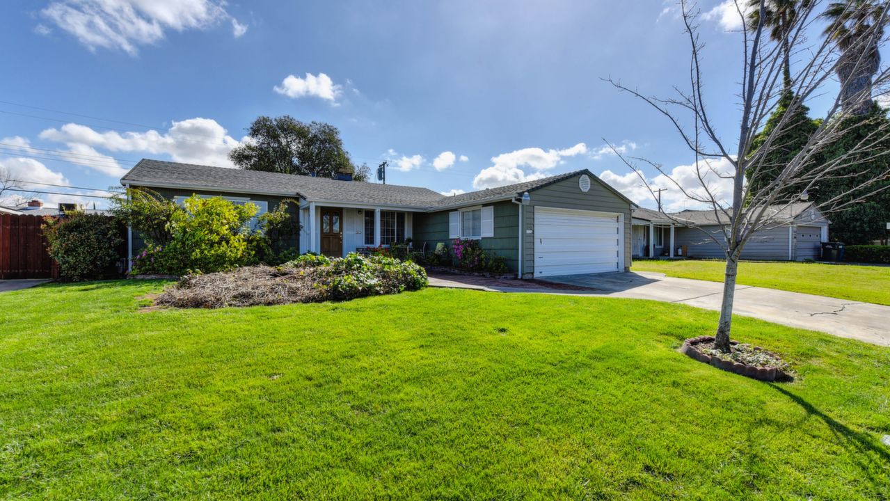 4952 J Pkwy, Sacramento, CA, 95823 Scene 2