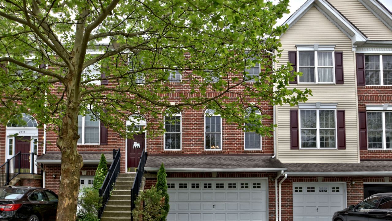 2348 Dorchester W, Furlong, PA, 18925 Scene 1