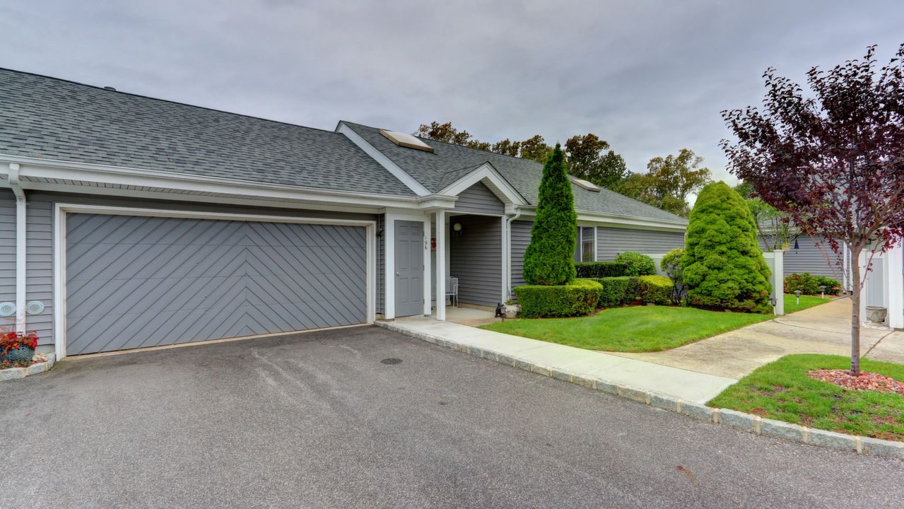 196 River Dr, Moriches, NY, 11955 Scene 2