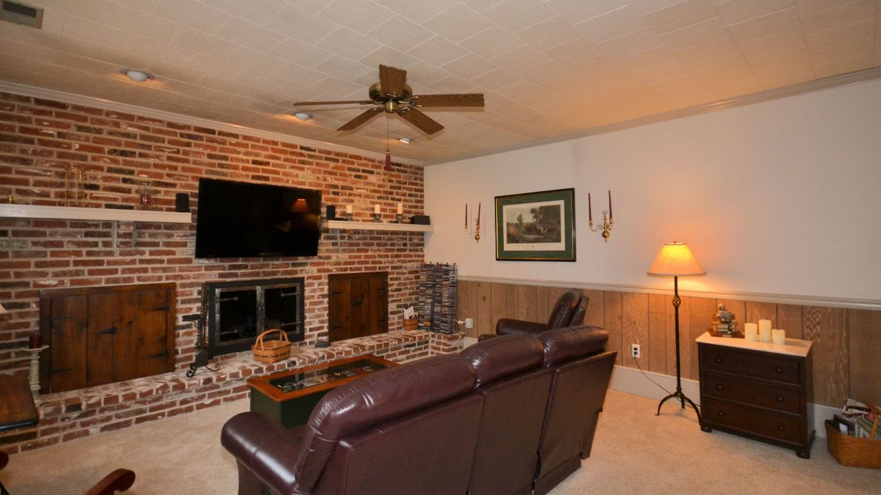 9 Summit Valley Ln, Oreland, PA, 19075 Scene 4