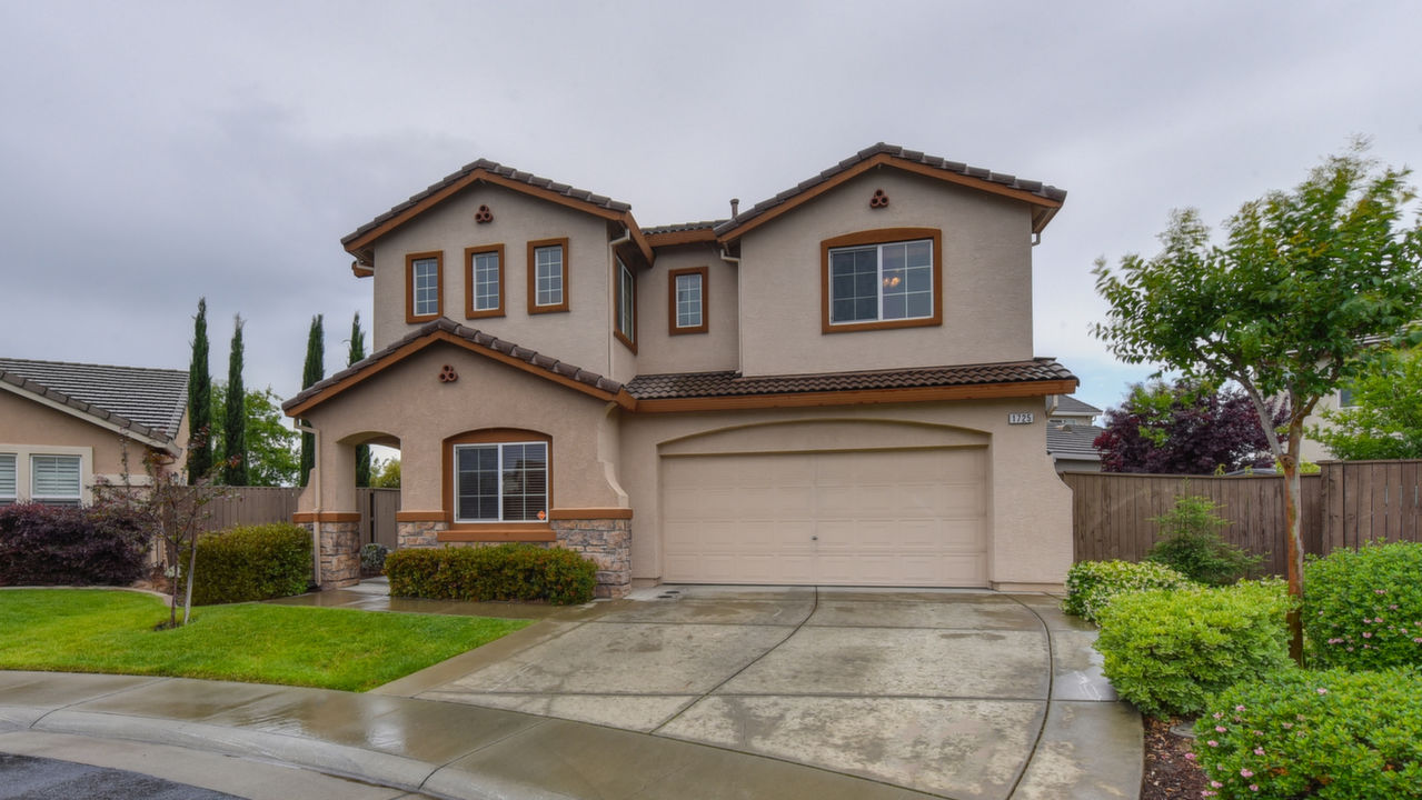 1725 Blue Beaver Way, Roseville, CA, 95747 Scene 3