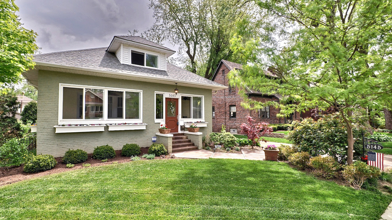 Front Exterior View 2