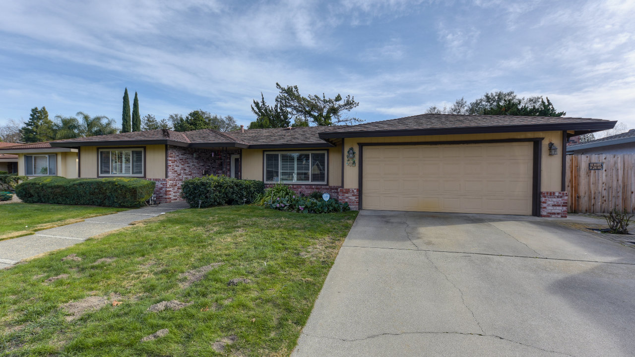 40 Southlite Cir., Sacramento, CA, 95831 Scene 3