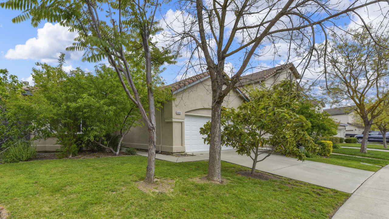 680 Eastbrook Way, Sacramento, CA, 95835 Scene 3