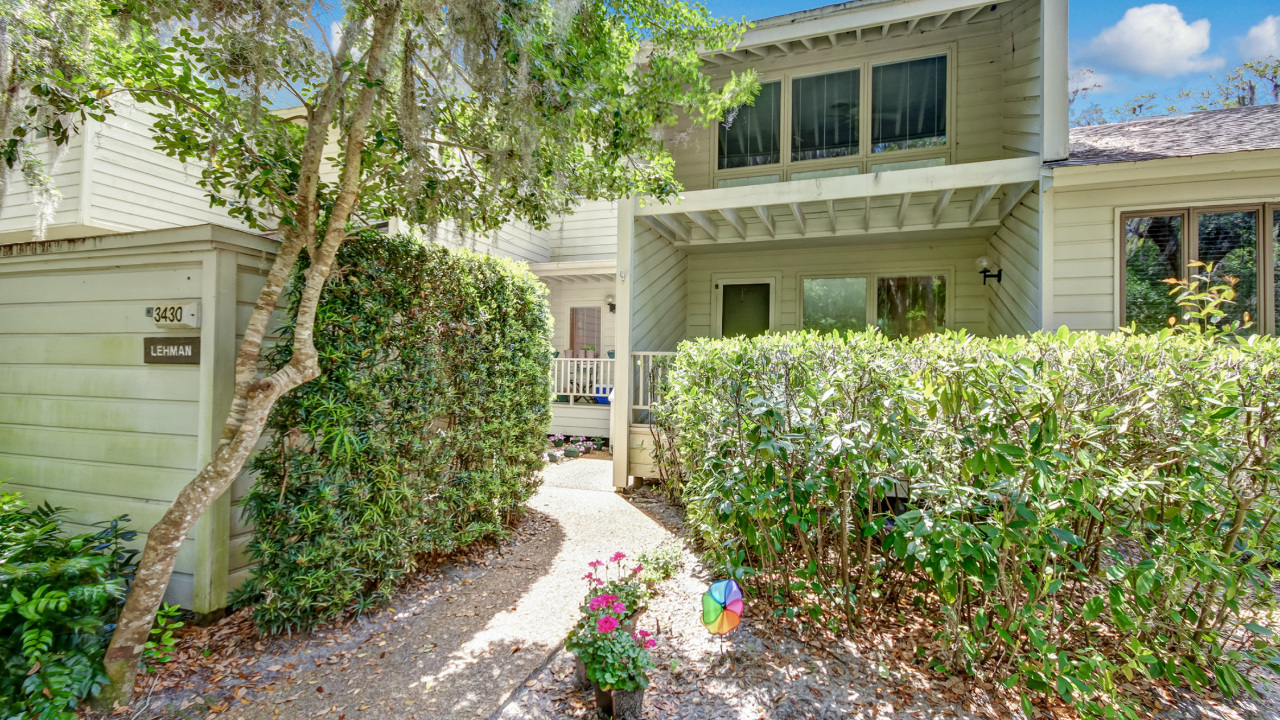 Welcome to 3430 Fiddler's Bend!