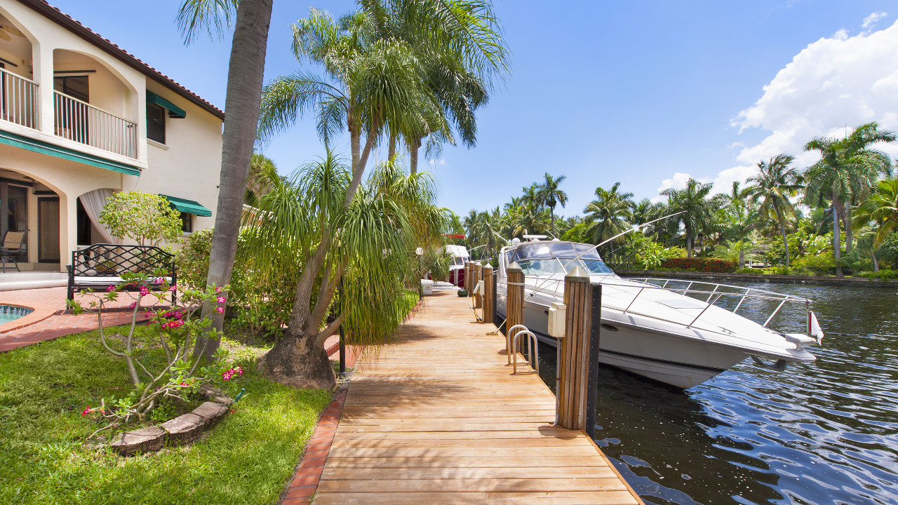 Dock