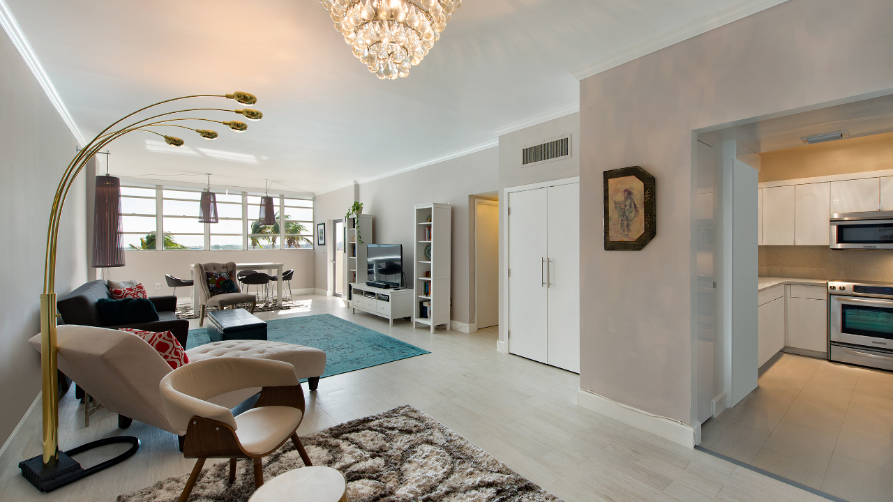 South-Bay-Club-PH10-01