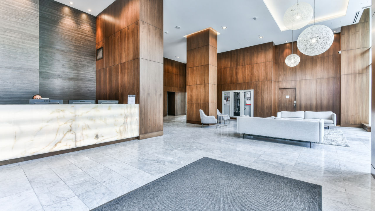 4506-13750 100 Ave, Surrey, BC, V3T 5X7 Scene 2