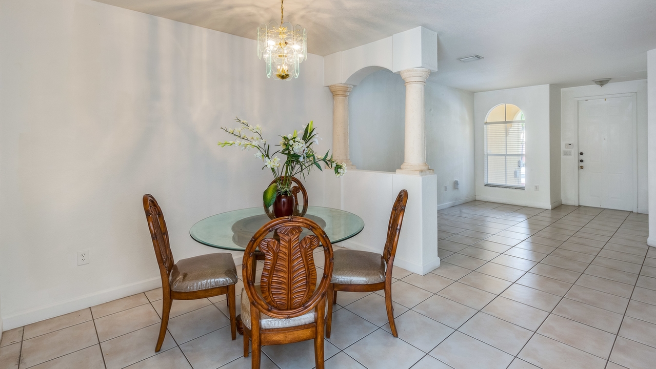 937-SW-151st-PL-03