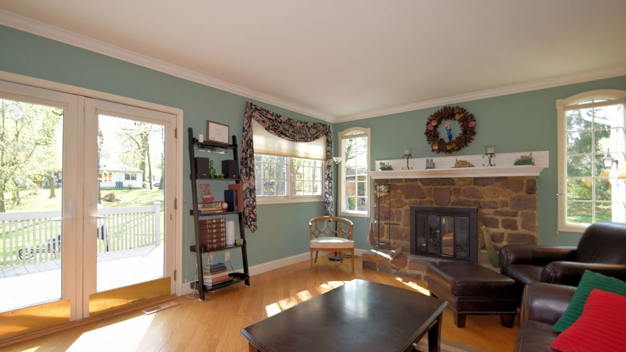 1050 S Houston Rd, Yardley, PA, 19067 Scene 4