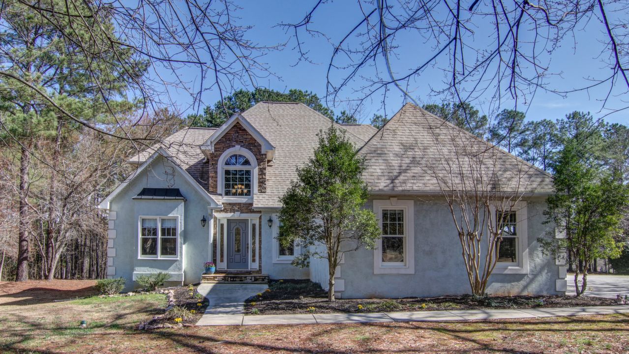 600 McGarity Dr-Front of House