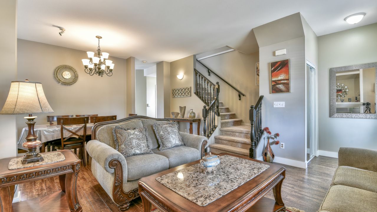 6575 185 St, Surrey, BC, V3S 8T2 Scene 3