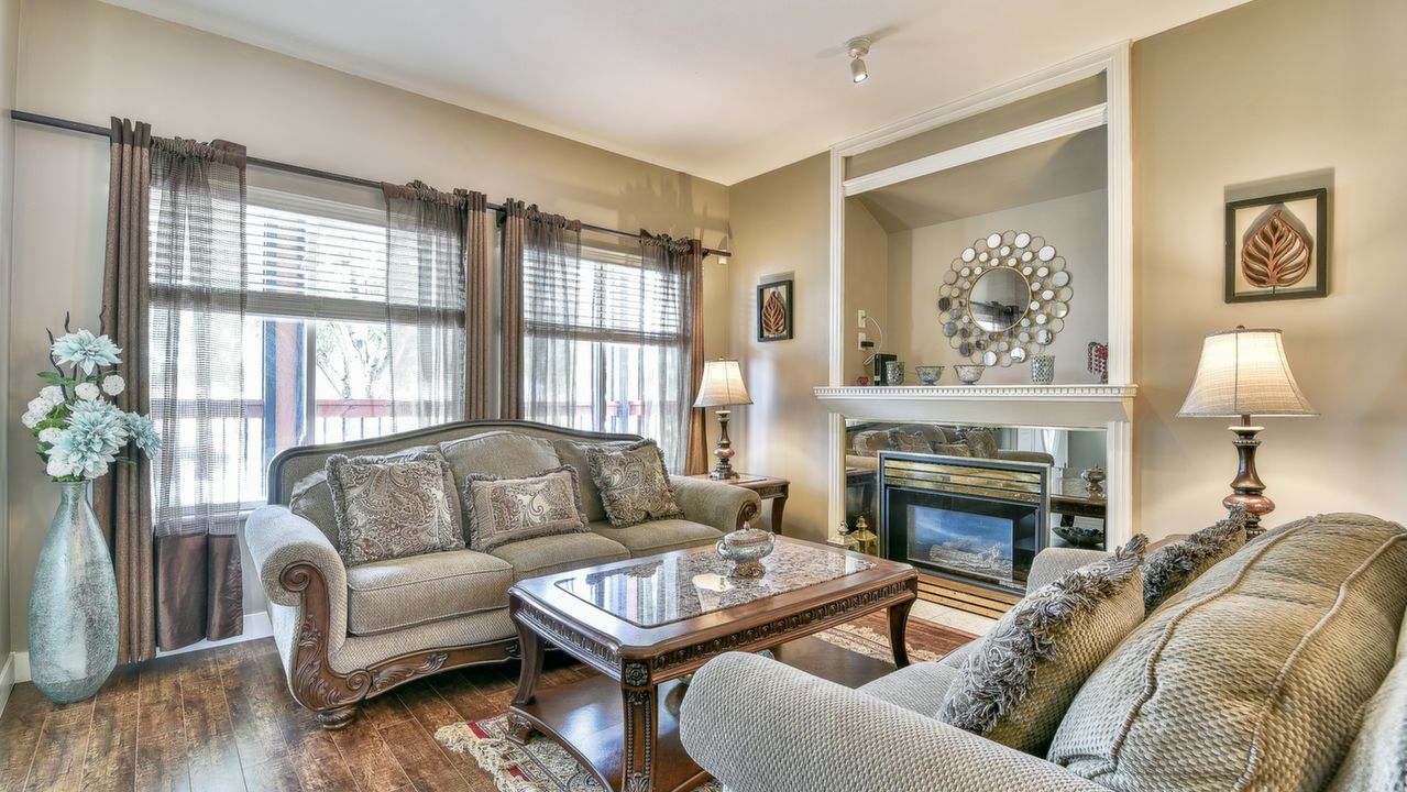 6575 185 St, Surrey, BC, V3S 8T2 Scene 4