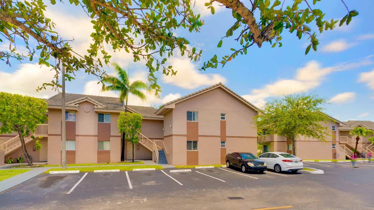 Sundance-Apartments-03