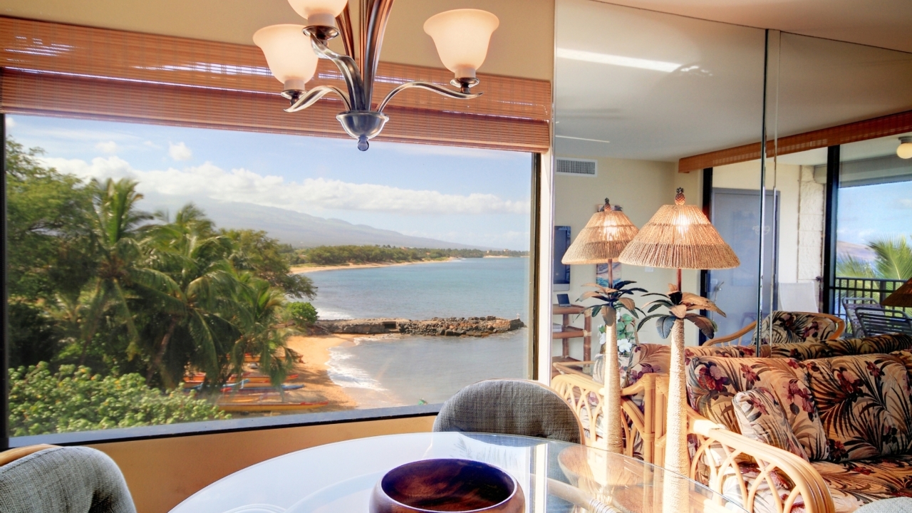 Dining Area Ocean View