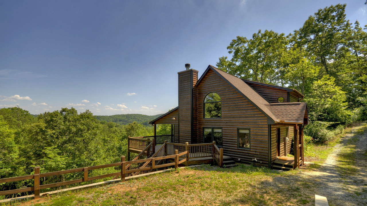 105 Arrow Way, Mineral Bluff, GA, 30559 Scene 1