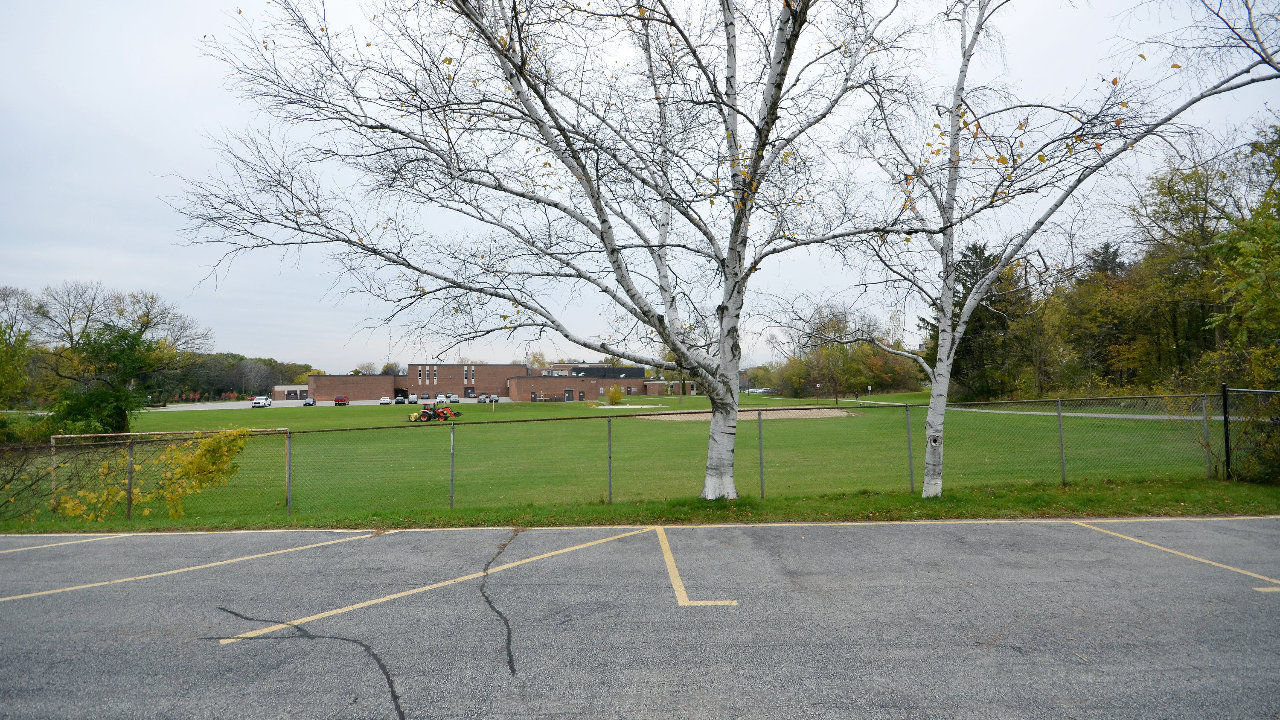 338 Johnston Dr, Burlington, ON, L7N 1V6 Scene 4