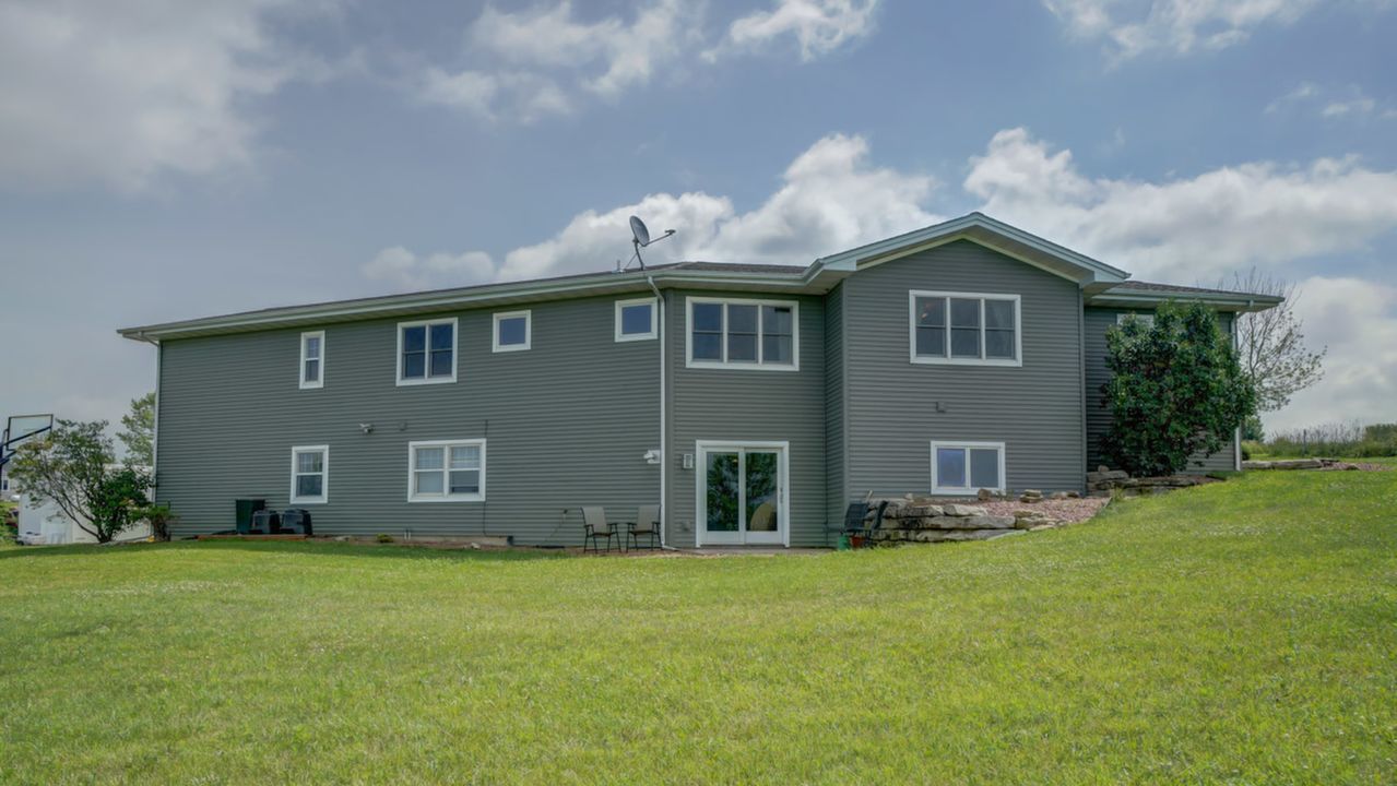 2783 Prairie Circle Verona-14