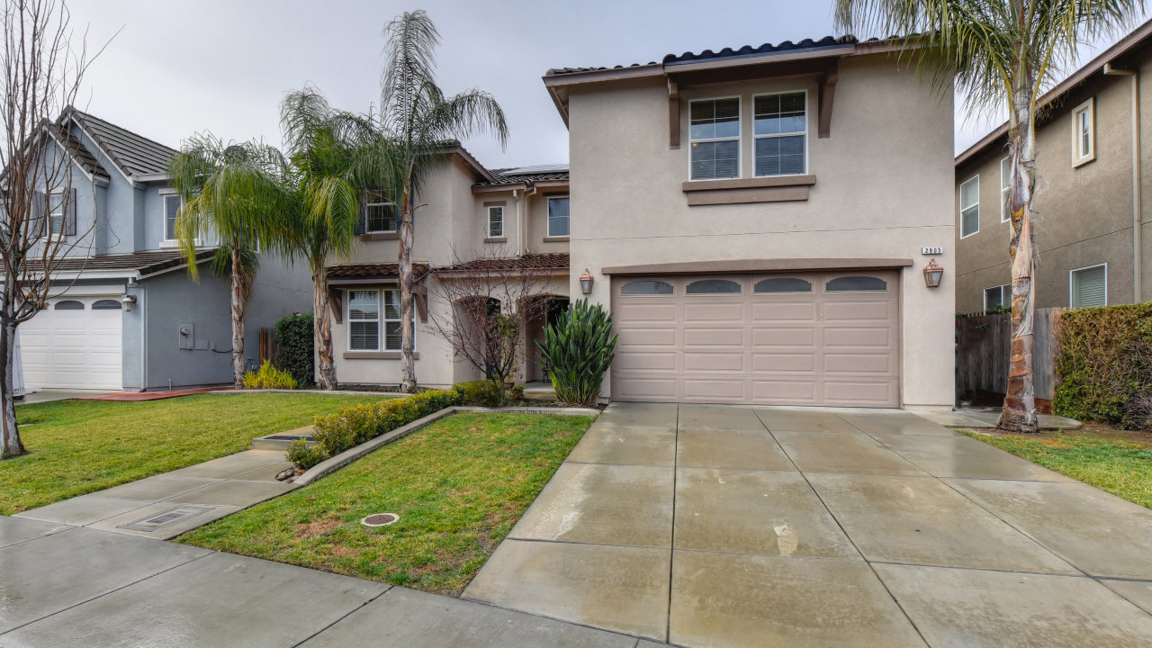 2905 Escalon Pl., Modesto, CA, 95355 Scene 2