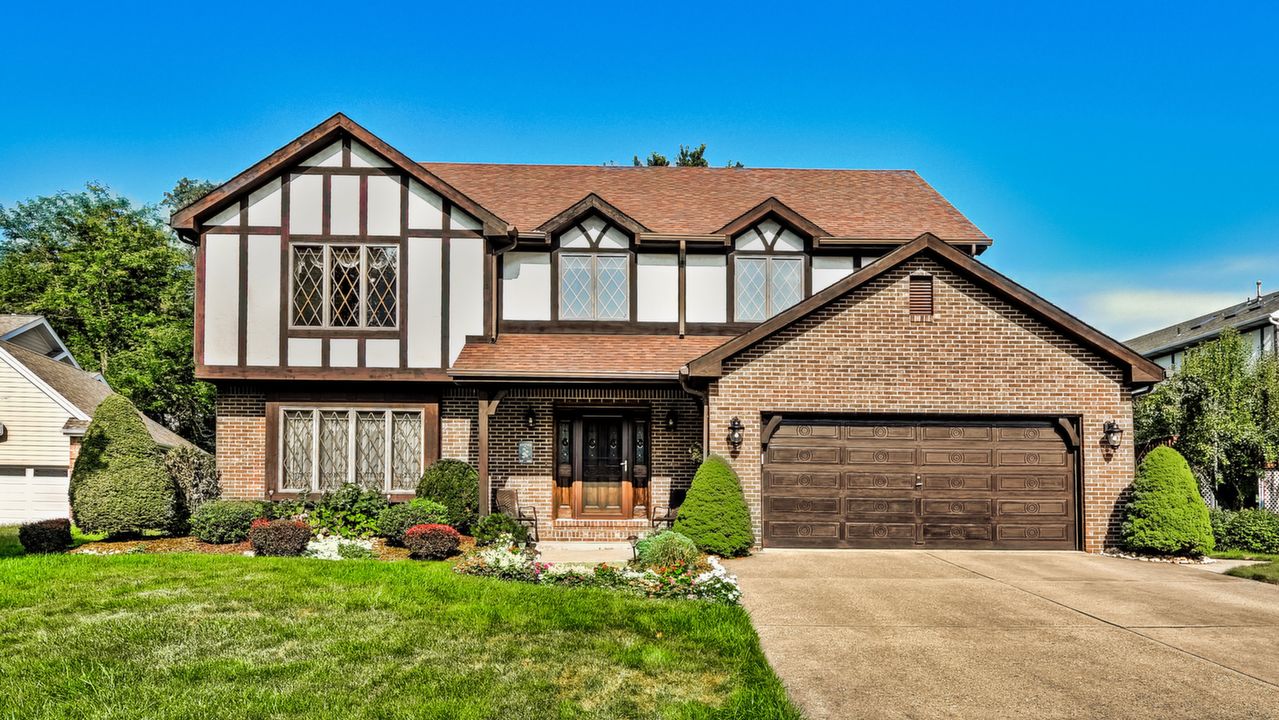 156 Countryview Dr-01